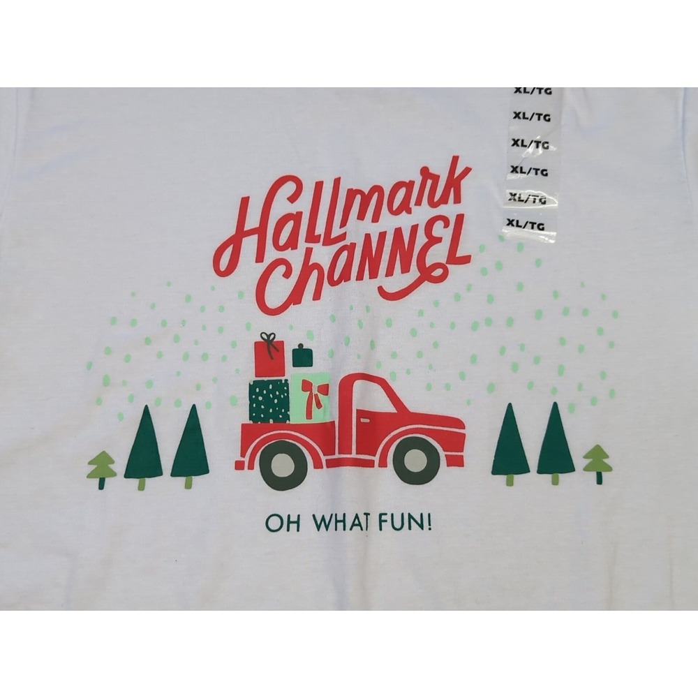 Hallmark Channel Oh What Fun T shirt women XL Christmas trees pickup truck gifts